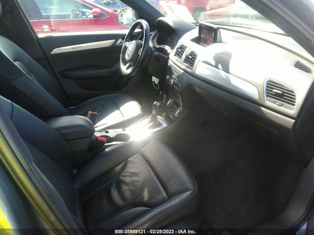 WA1EFCFS9FR014217 Audi Q3 2.0t Premium Plus