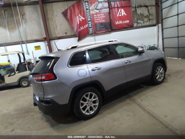 1C4PJLCBXHD233088 Jeep Cherokee Latitude