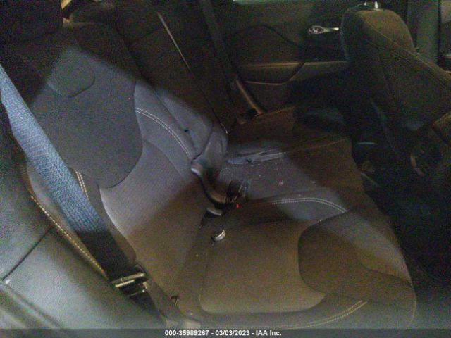 1C4PJLCBXHD233088 Jeep Cherokee Latitude