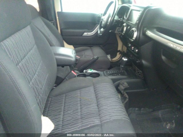 1J4AA5D11BL516851 Jeep Wrangler Sahara