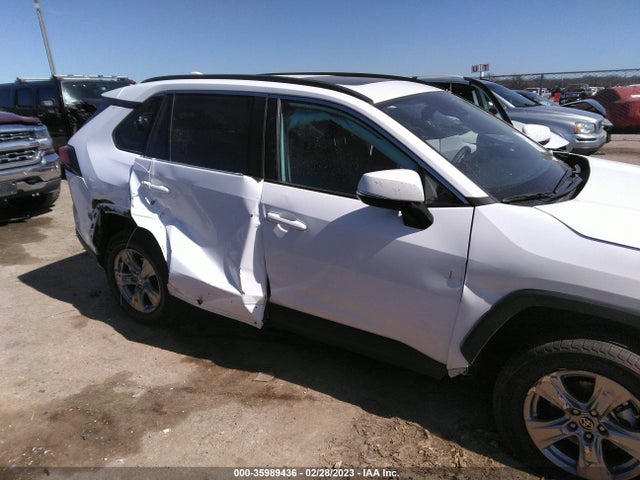 2022 TOYOTA RAV4 XLE VIN: 2T3W1RFV4NC174804