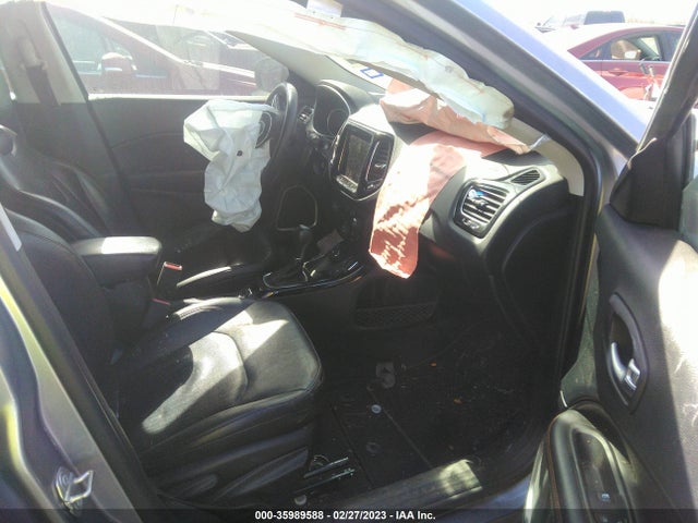 3C4NJDCBXKT627592 Jeep Compass Limited