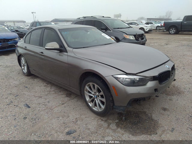 2017 WBA8E1G32HNU18520 main image