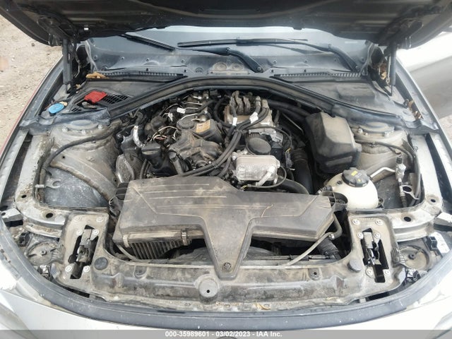 BMW 3 Series 320i 2017 WBA8E1G32HNU18520 Image 10