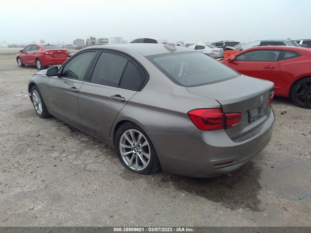 BMW 3 Series 320i 2017 WBA8E1G32HNU18520 Image 3