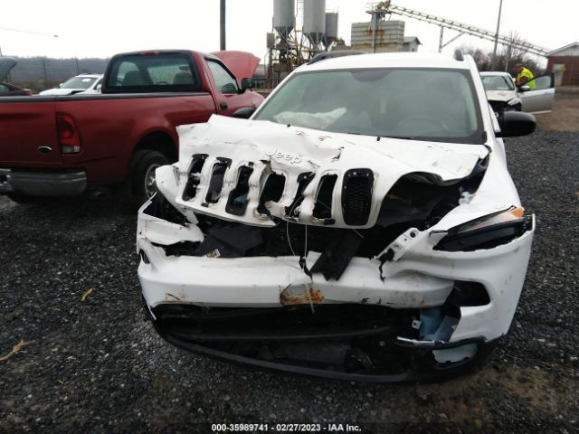 1C4PJMAS3HW544021 Jeep Cherokee Sport