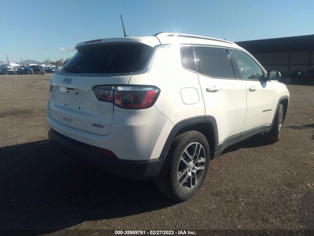 2018 Jeep Compass, VIN: 3C4NJCBB2JT226807