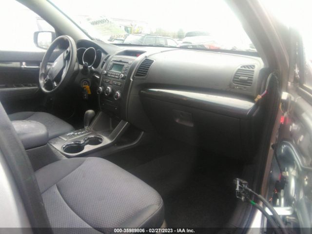 5XYKT3A67CG308382 KIA SORENTO LX
