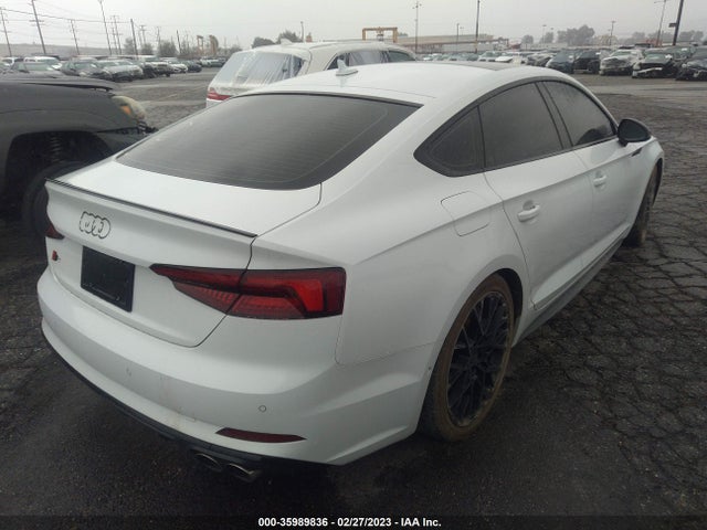 WAUC4CF5XKA004587 Audi S5 Sportback Prestige