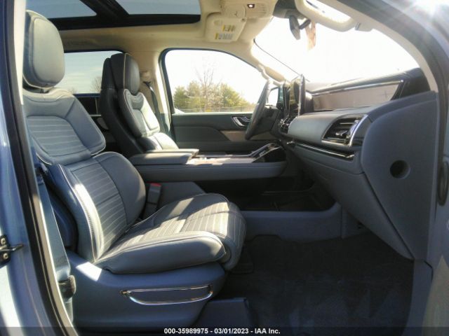 5LMJJ2TT3KEL12881 Lincoln Navigator Black Label