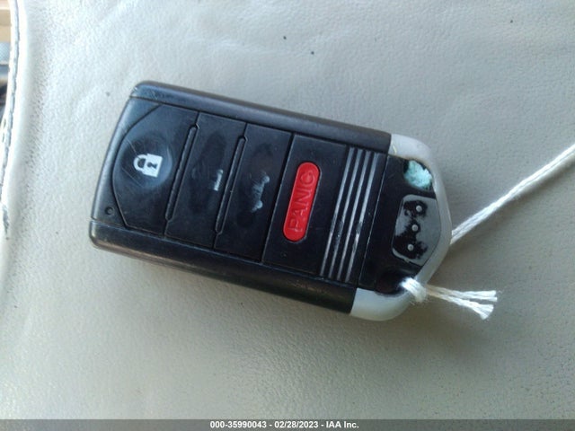 Продажа на аукционе авто 2012 Acura Tl Advance Auto, vin: 19UUA8F77CA015399, номер лота: 35990043