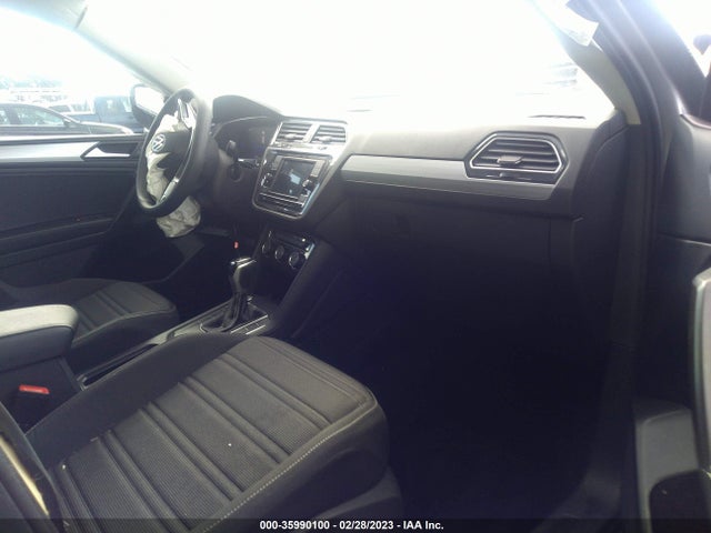 3VV1B7AX3NM002589 Volkswagen TIGUAN S