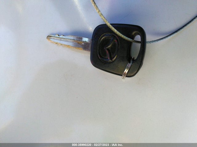 2004 MAZDA TRIBUTE LX VIN: 4F2YZ04184KM06839