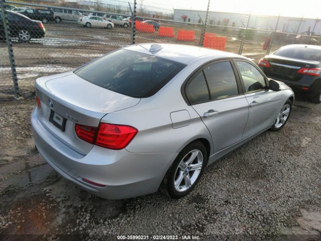 WBA3B1G53ENN90586 BMW 3 Series 320i