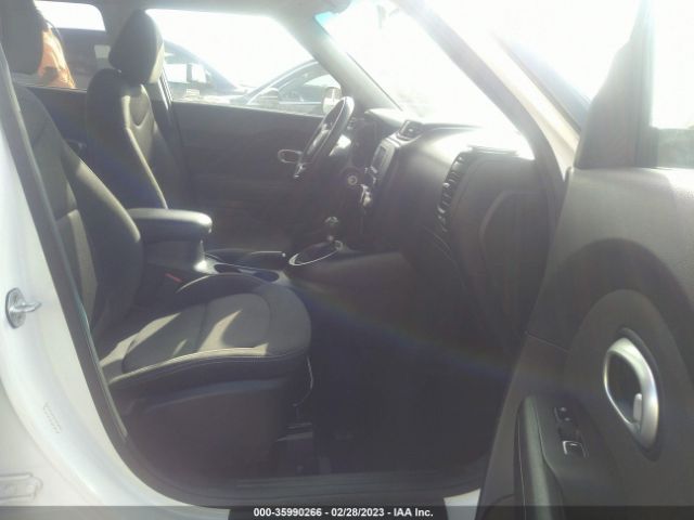 KNDJN2A24J7889041 KIA Soul Base