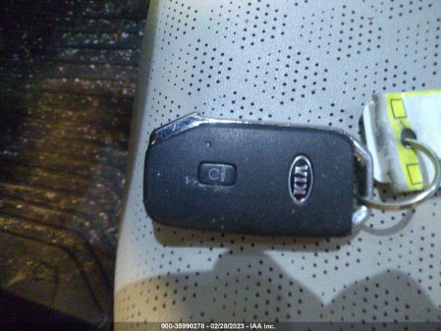 KNDETCA27M7073636 KIA Seltos Sx