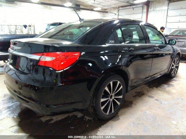 1C3CCBCG3EN179464 Chrysler 200 Limited