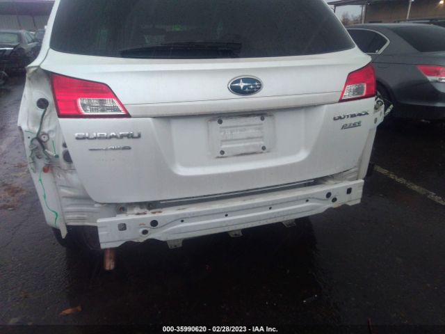 4S4BRBCC6B3417457 Subaru Outback 2.5i Prem Awp