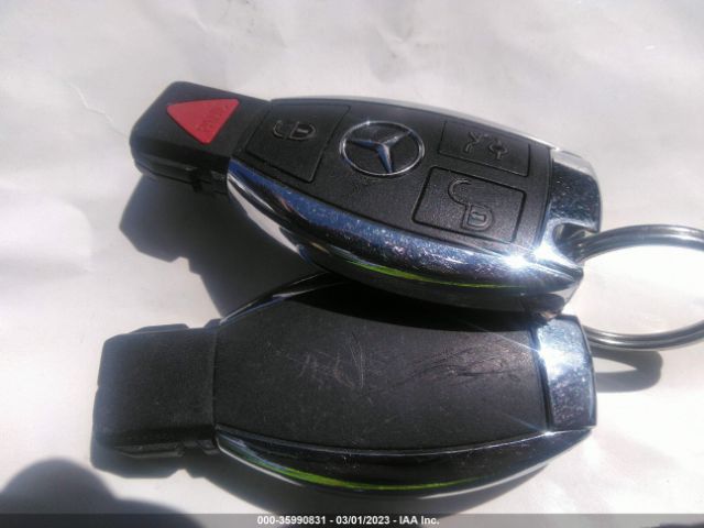 55SWF4KB1GU135139 Mercedes-Benz C-class C 300