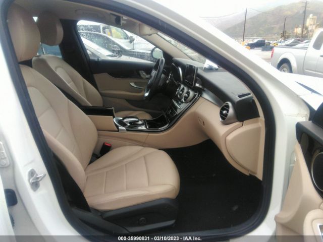 55SWF4KB1GU135139 Mercedes-Benz C-class C 300