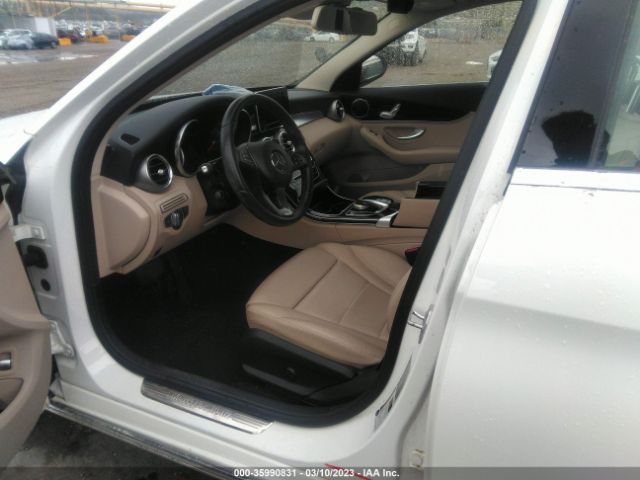 55SWF4KB1GU135139 Mercedes-Benz C-class C 300