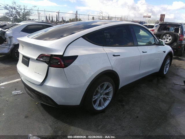 Tesla Model Y Long Range 2023 7SAYGDEEXPF620282 Image 4
