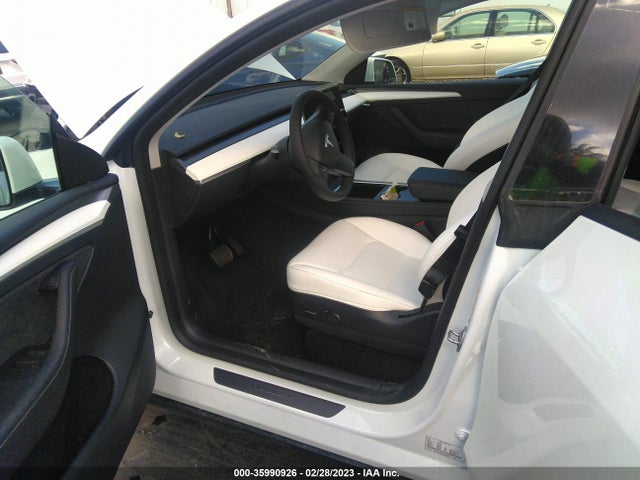 Tesla Model Y Long Range 2023 7SAYGDEEXPF620282 Image 5