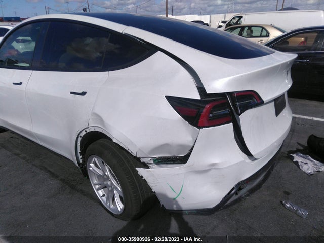 Tesla Model Y Long Range 2023 7SAYGDEEXPF620282 Image 6