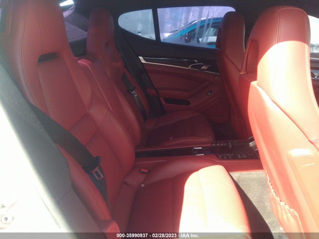 2016 Porsche Panamera, VIN: WP0AA2A72GL000356