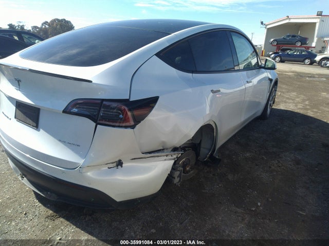 Tesla Model Y Long Range 2021 5YJYGDEE0MF086170 Image 5