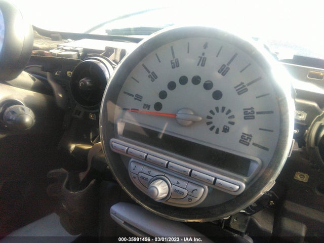 2007 MINI COOPER HARDTOP VIN: WMWMF33507TT56009