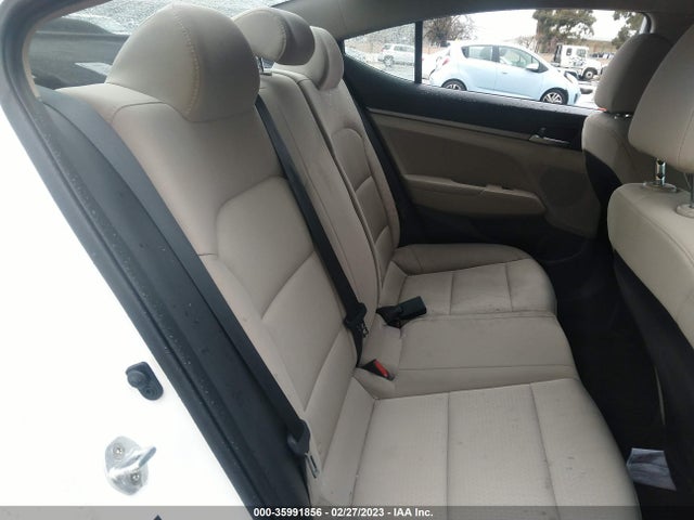 Hyundai ELANTRA SE 2018 5NPD74LF9JH310673 Image 9