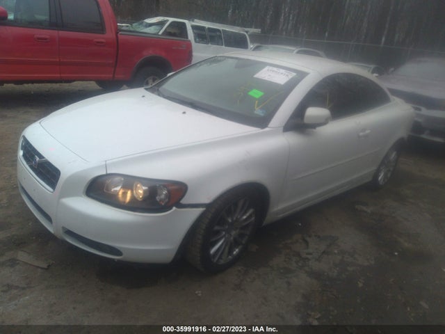 2008 VOLVO C70 VIN: YV1MC67228J058243