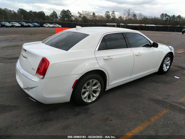 Chrysler 300 Limited 2015 2C3CCAAG4FH904240 Image 4