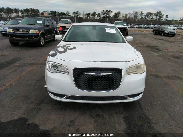 Chrysler 300 Limited 2015 2C3CCAAG4FH904240 Image 6