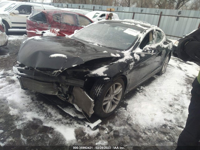 Tesla MODEL S 2013 5YJSA1CN9DFP09102 Image 2