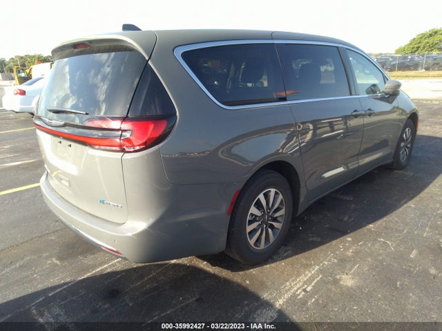 Chrysler Pacifica 2022 2C4RC1L73NR119025 Image 4