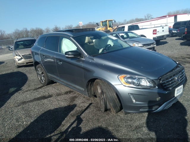 2017 Volvo XC60, VIN: YV449MRR5H2212762
