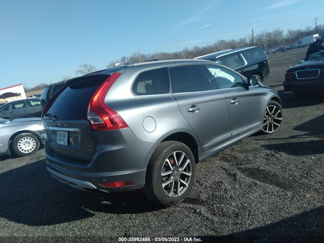 2017 Volvo XC60, VIN: YV449MRR5H2212762