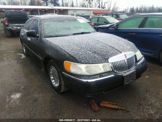 Lincoln Town Car Sig. 2002 1LNHM82W72Y660897 zdjęcie główne