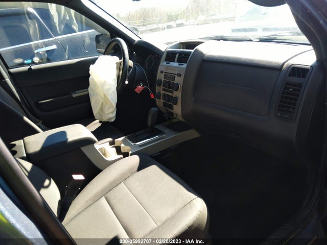 2011 FORD ESCAPE XLT VIN: 1FMCU0D75BKC36185