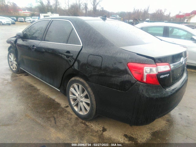 2014 TOYOTA CAMRY HYBRID LE/XLE/SE LIMITED EDITION VIN: 4T1BD1FK6EU111465