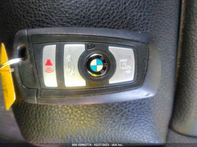 WBA8E1G55GNU11643 BMW 3 Series 320i