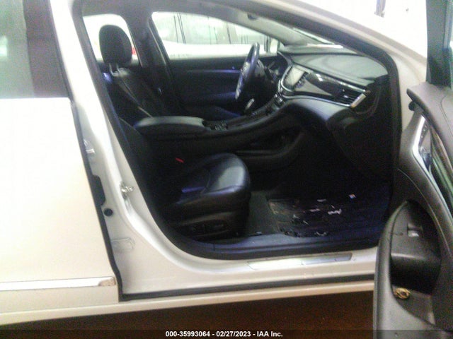2019 Buick LaCrosse, VIN: 1G4ZR5SS0KU130389