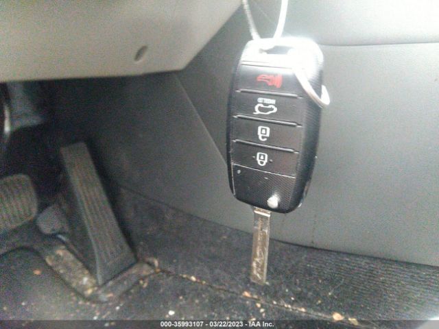 KNDPM3AC2K7527299 KIA Sportage Lx