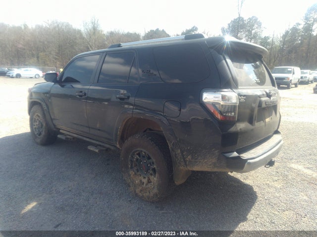 Toyota 4RUNNER SR5 2018 JTEBU5JR0J5604459 Image 3