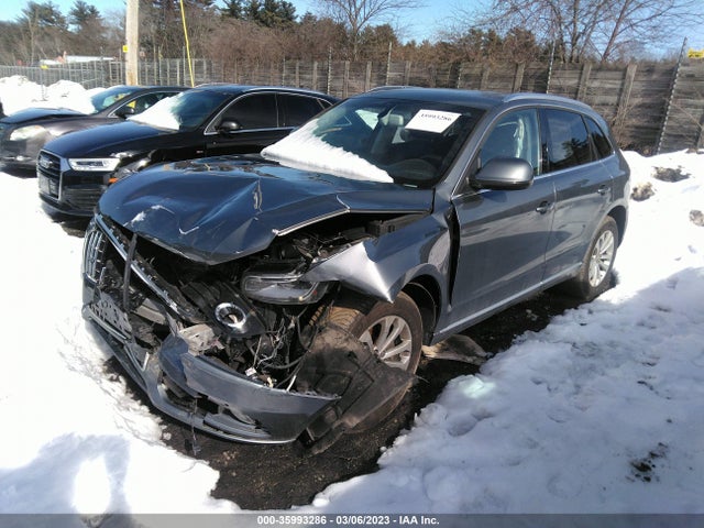 WA1LFAFP4EA050224 Audi Q5 Premium Plus