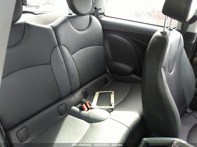 2010 MINI COOPER HARDTOP VIN: WMWMF3C50ATZ62353