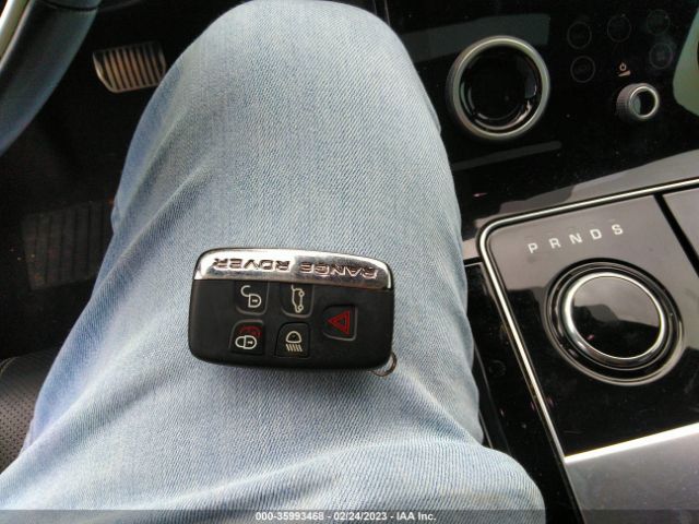 SALYL2RNXJA725551 Land Rover Range Rover Velar R-dynamic Se