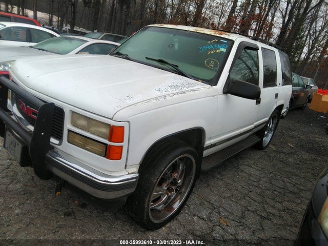 GMC Yukon 1997 1GKEK13R6VJ734759 Image 2